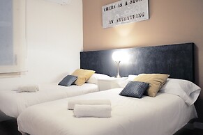 Amazing City Center Apartment