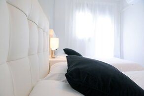 Amazing City Center Apartment