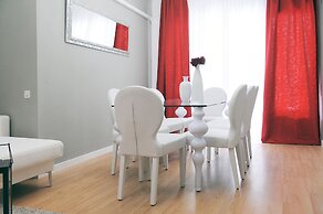 Amazing City Center Apartment