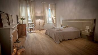 Breathtaking 4BD Apt 5min Walk to Duomo