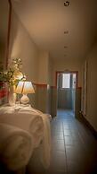 Breathtaking 4BD Apt 5min Walk to Duomo