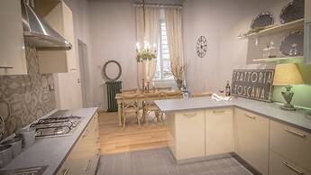 Breathtaking 4BD Apt 5min Walk to Duomo