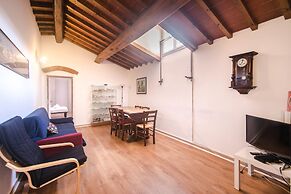 Lovely 4BD Apt 3min Walk to Ponte Vecchio