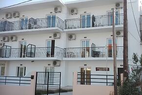 Alexandros Guest House