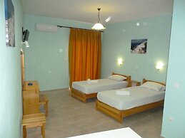 Alexandros Guest House