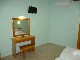 Alexandros Guest House