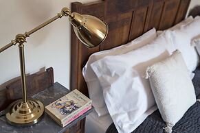 Amazing View to Pitti Palace 3BD Apt