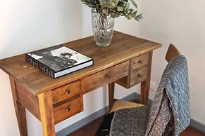 Amazing View to Pitti Palace 3BD Apt