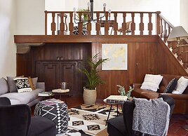 Amazing View to Pitti Palace 3BD Apt