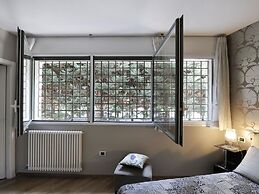 GetTheKey Hills Garden Apartment