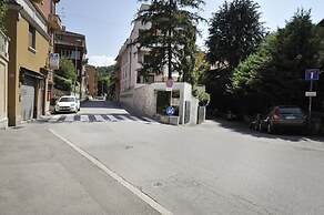 GetTheKey Hills Garden Apartment