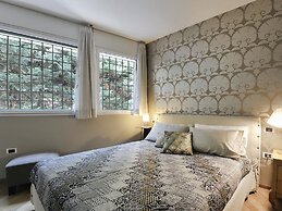 GetTheKey Hills Garden Apartment