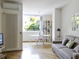 GetTheKey Hills Garden Apartment