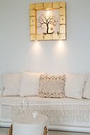 On The Rocks Antiparos