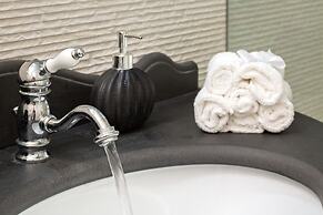 On The Rocks Antiparos