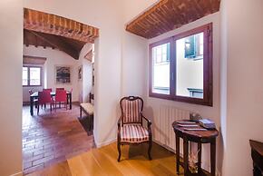 Central Location in Florence Inviting 3BD Apt