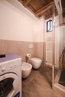 Central Location in Florence Inviting 3BD Apt