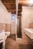 Central Location in Florence Inviting 3BD Apt