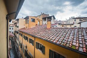 Central Location in Florence Inviting 3BD Apt