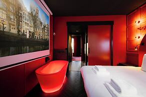 SUPPER Hotel