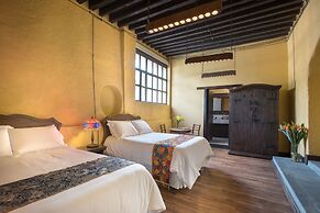 Suites Los Camilos - Adults Only