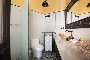 Suites Los Camilos - Adults Only