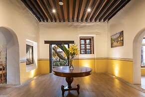 Suites Los Camilos - Adults Only