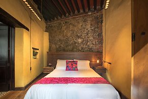 Suites Los Camilos - Adults Only