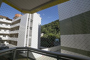 Apto 22E ar condicionado e ventilador, 2 quartos, churrasqueira, eleva