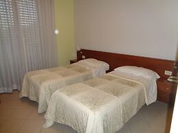 Hotel Millennium