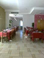 Hotel Millennium