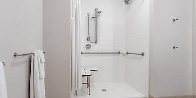 Holiday Inn Express And Suites Brighton by IHG