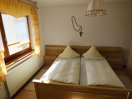 Pension & Reitschule Fuchsenhof