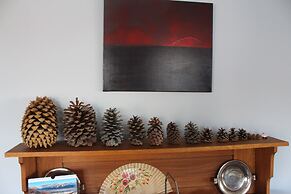 Mackenzie Apartments & Suites