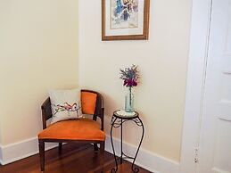 Lady Geneva Bed and Breakfast