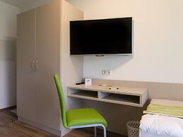 Smart Motel
