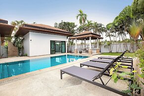 Boutique 3BR Pool Villa White Cove Rawai