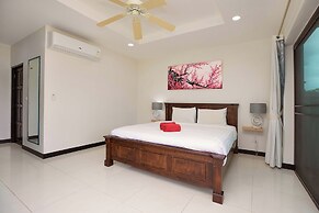 Boutique 3BR Pool Villa White Cove Rawai