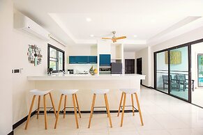 Boutique 3BR Pool Villa White Cove Rawai