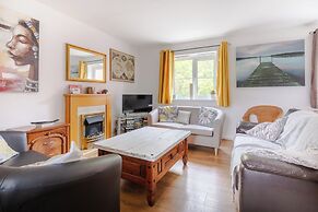 Charming Cosy Coach House in Fishponds, Bristol