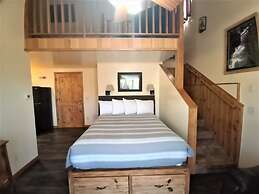 Yellowstone Riverside Cottages