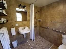 Yellowstone Riverside Cottages