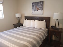 Yellowstone Riverside Cottages