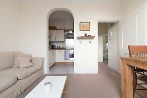 Unique and Cozy 1 Bed Flat in Dalston