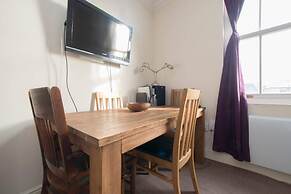 Unique and Cozy 1 Bed Flat in Dalston