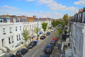 Lovely Top Floor Flat in Leafy Fulham