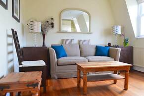 Lovely Top Floor Flat in Leafy Fulham