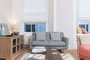 Beautifully Modernised New Town Home