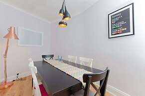 Beautifully Modernised New Town Home