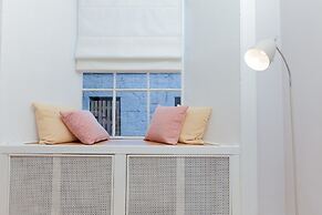 Beautifully Modernised New Town Home